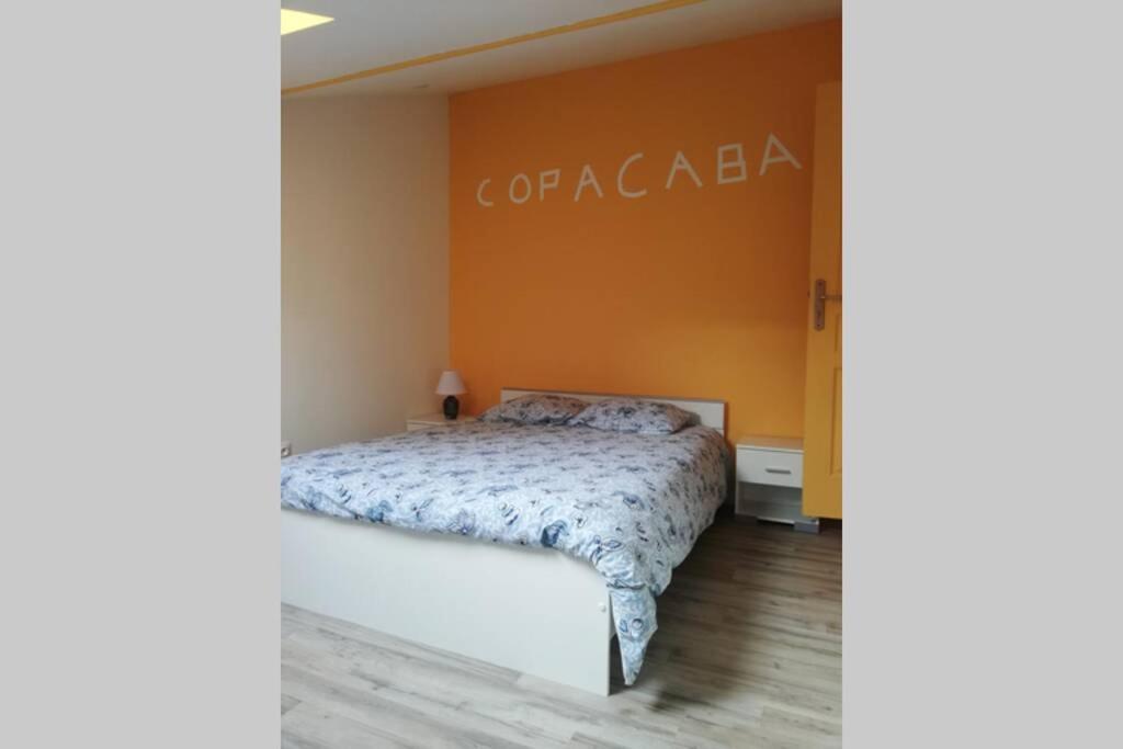 Copacabana La Fere Exterior foto